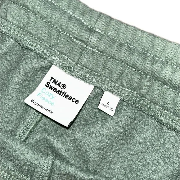TNA Aritzia Cozy Sweatfleece Sage Green Sweatpants Joggers Boyfriend Fit L - Picture 3 of 7